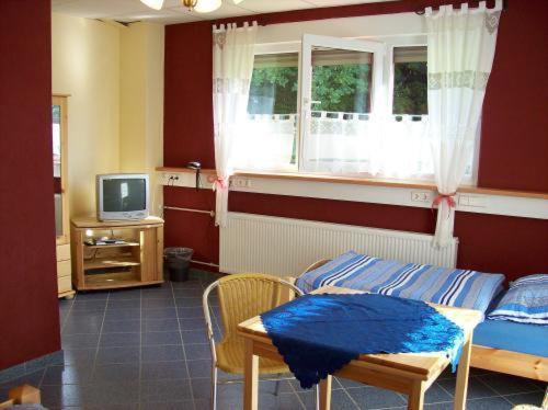 Econo Motel Goelzer Büchenbeuren Стая снимка