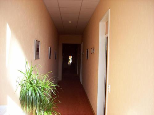 Econo Motel Goelzer Büchenbeuren Екстериор снимка